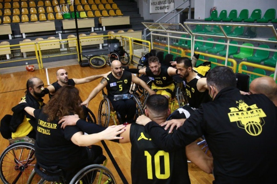 marousi-aek-wheelchair-basket-amaxidio-amaxidia-team-omad-omadiki1.jpg