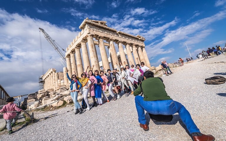 chinese_tourist_tourism_athens_shutterstock-768x480.jpg