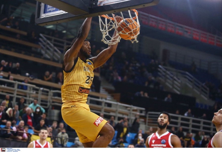 mitchell aek reggio dunk.jpg