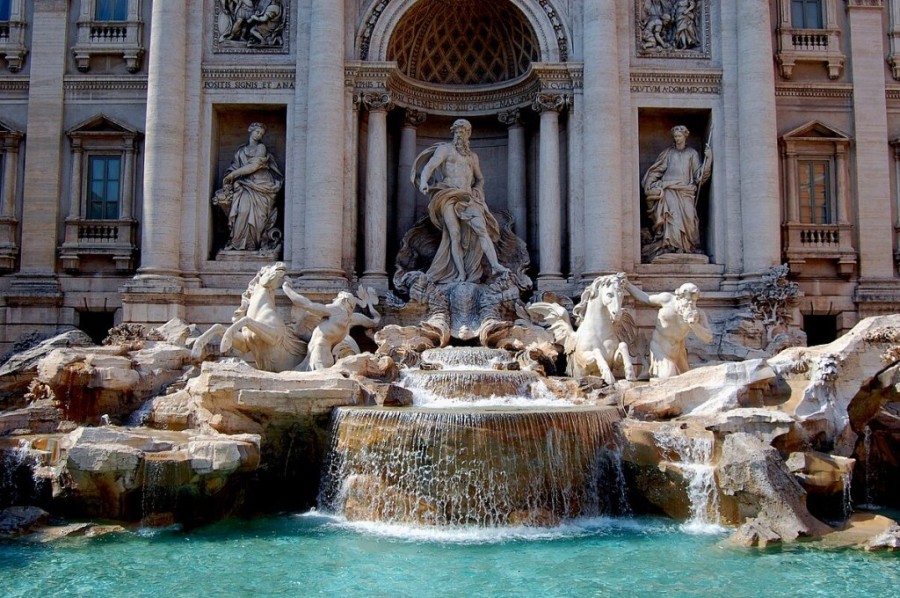 Fontana_di_Trevi_Trevi_Fountain_(16290228473).jpg