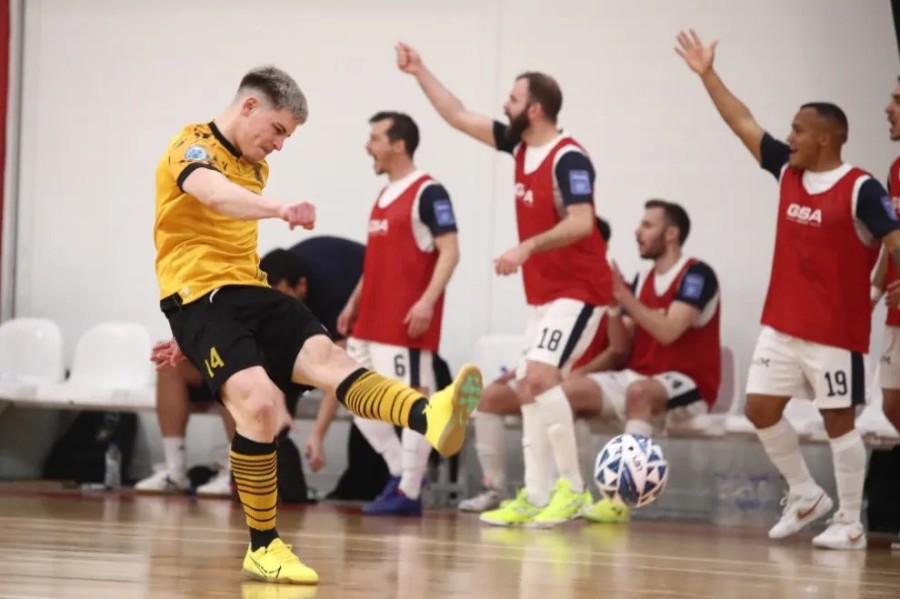 futsal-2.jpg