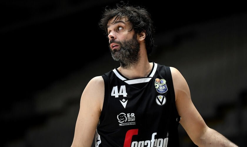 teodosic-erythros-asteras.jpg