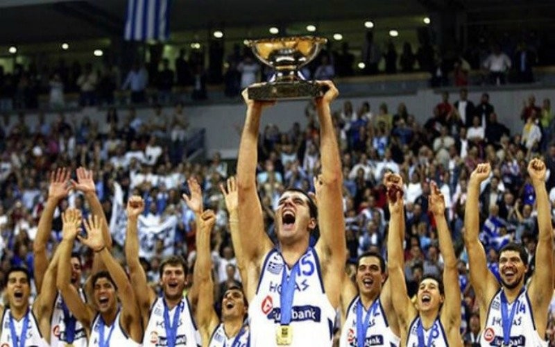 kakiouzis-tropaio-eurobasket-2005.jpg