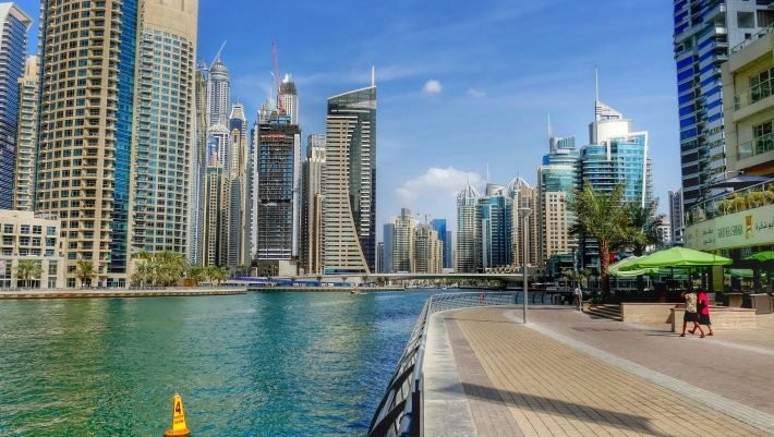 dubai-g2ce55bdab_1920-710x401.jpg