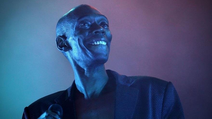 maxi-jazz-faithless_184415.jpg