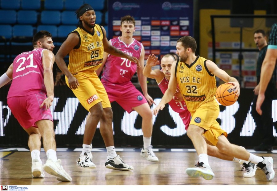 strelnieks aek bonn.jpg