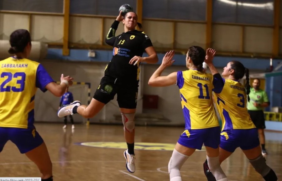 bulatovic aek handball.jpg