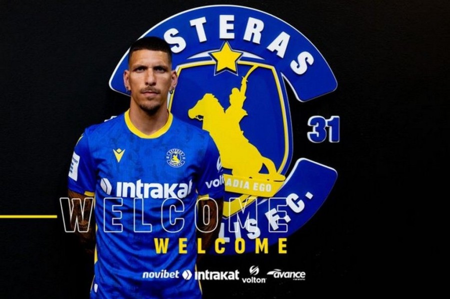 τριανταφυλλοπουλος ΑΣΤΕΡΑς.jpg