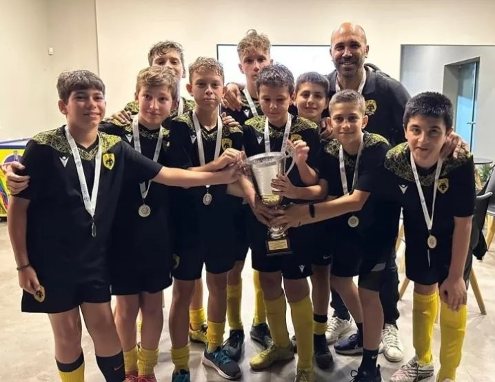 aek futsal u13.jpg