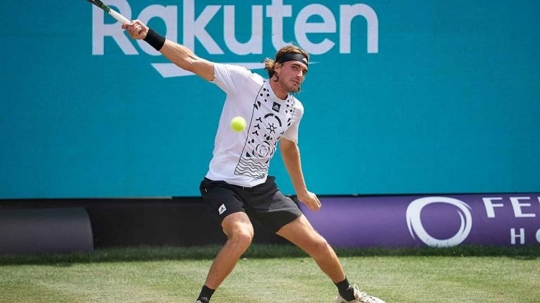 tsitsipas-mallorca-2022-friday-768x432.jpg