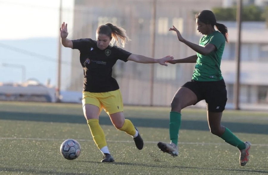 aek womens football.jpg
