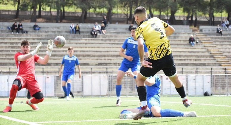 aek akadimia podosfairou.jpg