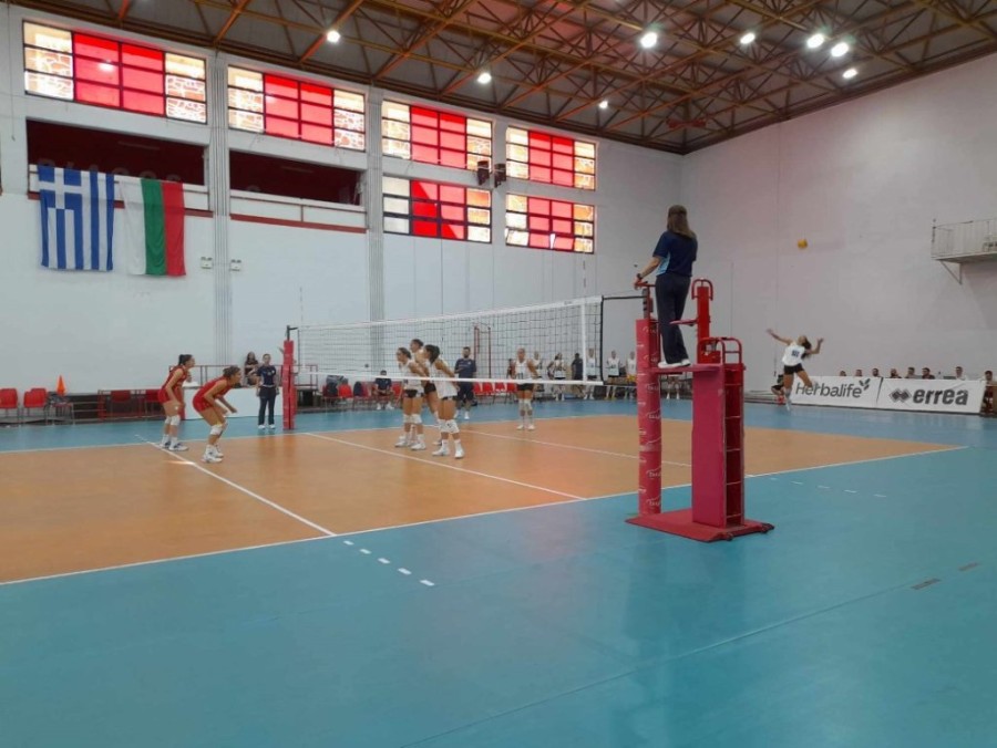 ethniki volley ginaikon.jpg