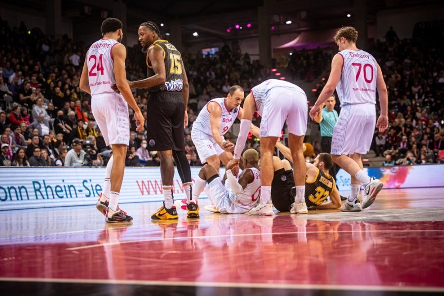 miles isaiah bonn aek.jpg