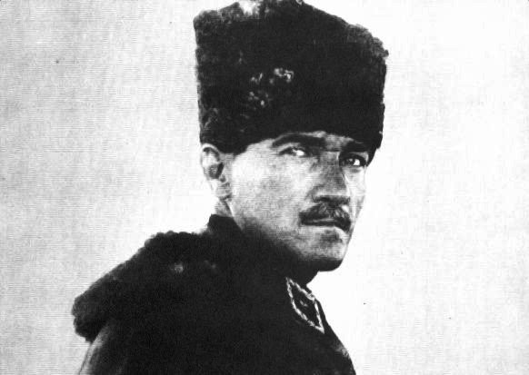 Mustafa_Kemal_Atatürk_1921.jpg