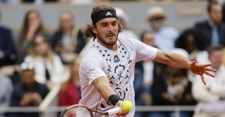 tsitsipas-4-768x401.jpg