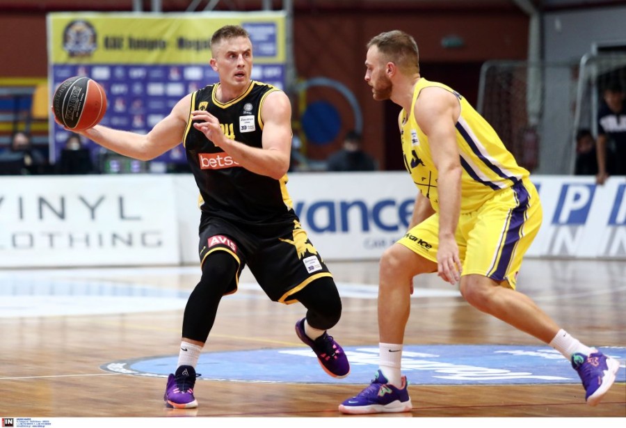 hummer lavrio aek.jpg