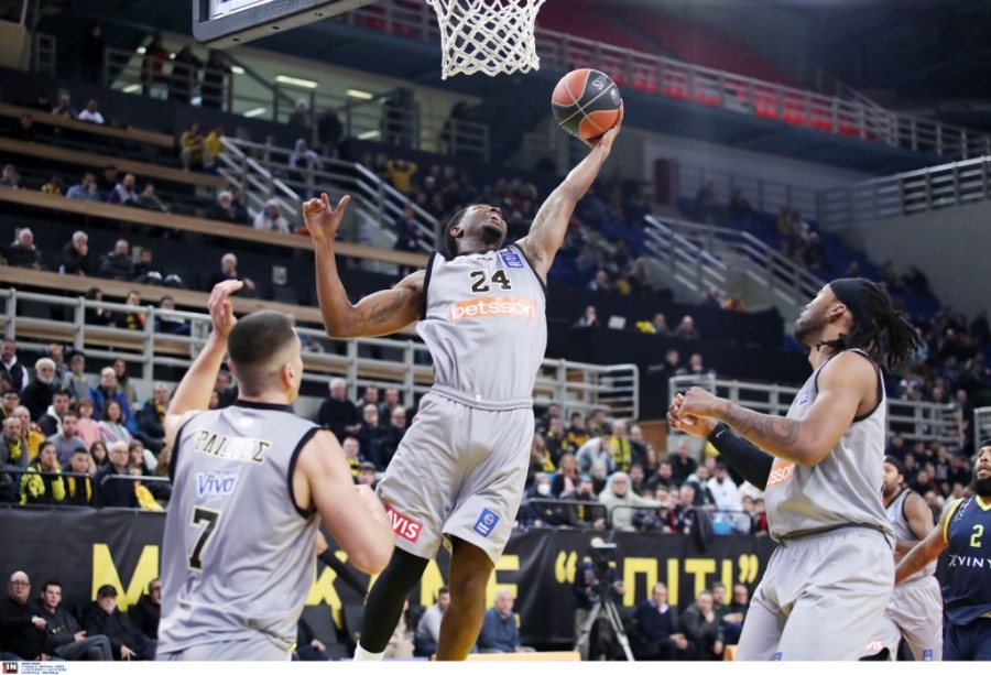 aek lavrio rebound williams.jpg