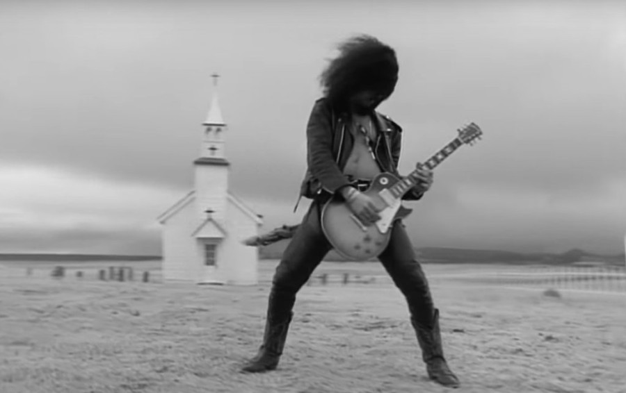 Guns-N-Roses-November-Rain-Video-modified.png