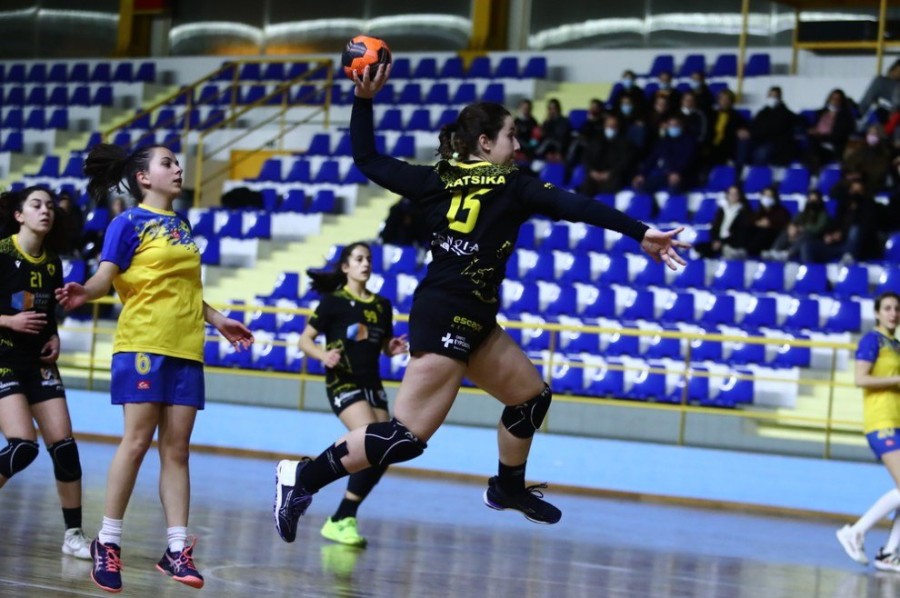 aek-aris-women-handball-gynaikes-ginaikes-shoot.jpg