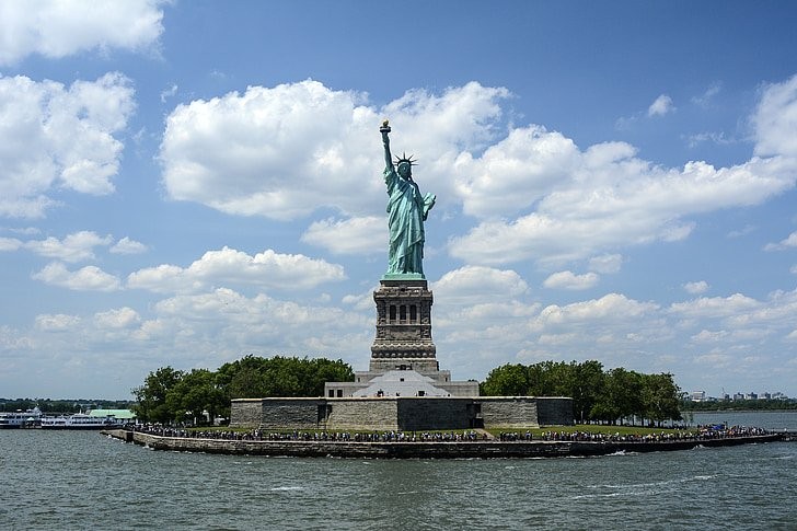 statue-of-liberty-liberty-island-new-york-harbor-preview.jpg