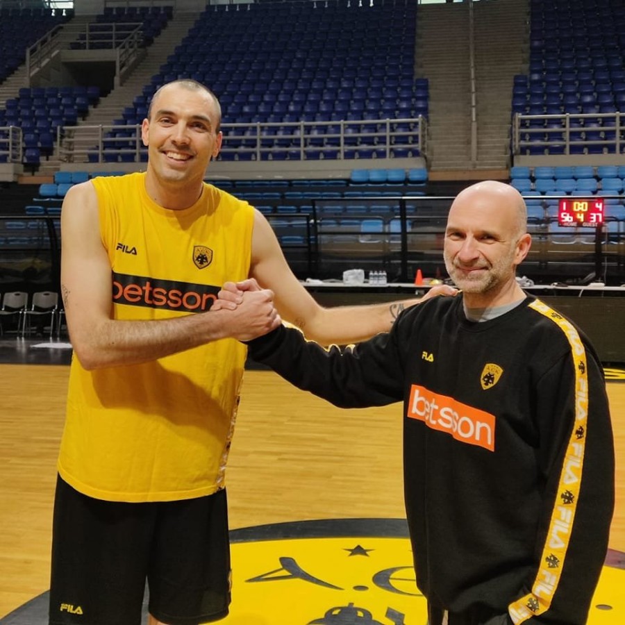 oriola kantzouris.jpg