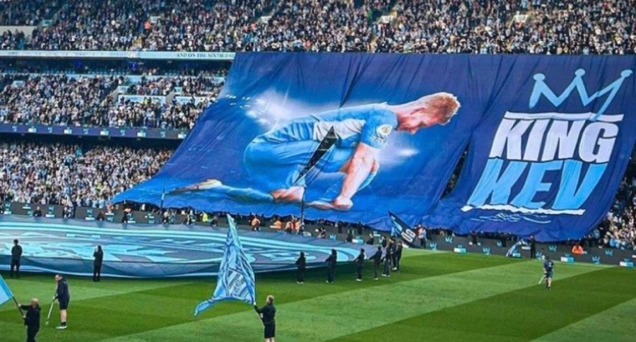 de-bruyne-pano_11zon.jpg