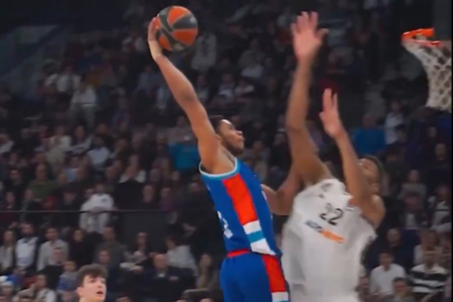 anadolu_efes_dozier_11zon.jpg