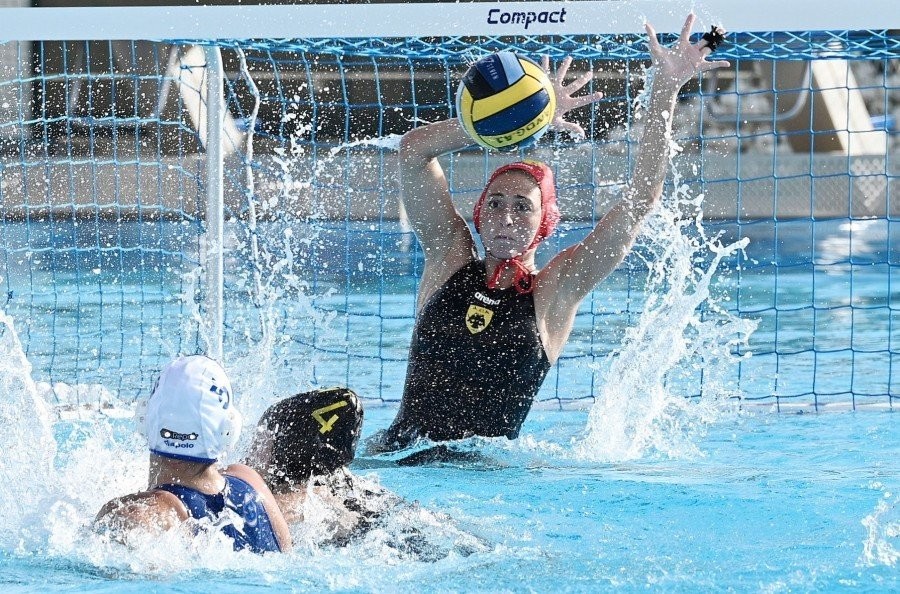aek womens water polo.jpg