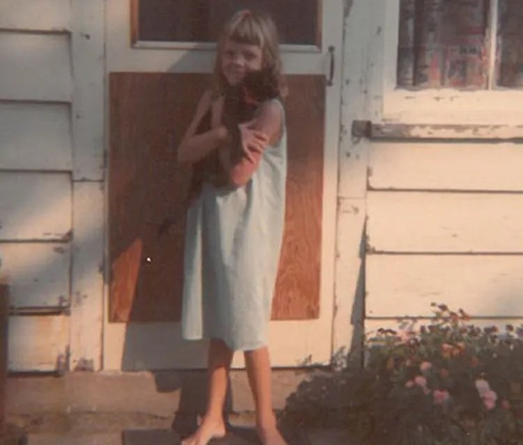 meandkitty-1975-080425-a4b6e6a5d1e14e288c0a8a5adbf313db.jpg