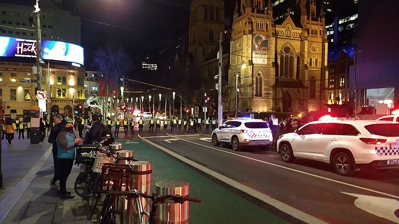 Police_in_6th_Lockdown_Melbourne.jpg