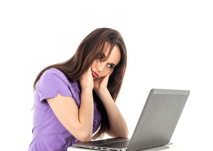 girl-computer-work-fatigue-preview.jpg