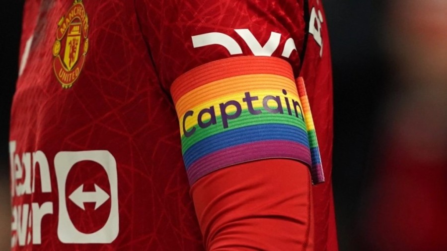 manchester_united_rainbow_laces_11zon.jpg