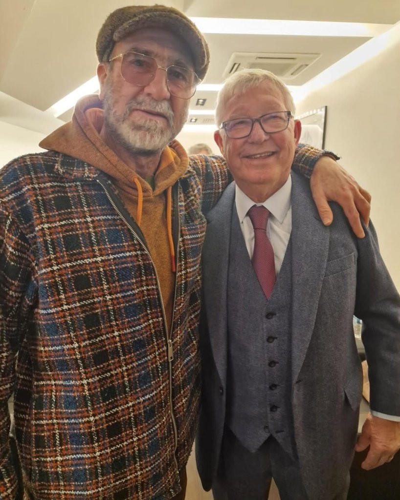 Gn3HSdMXoAAb1Dy.jfif