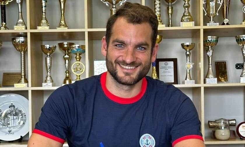 tzortzatos vouliagmeni.jpg