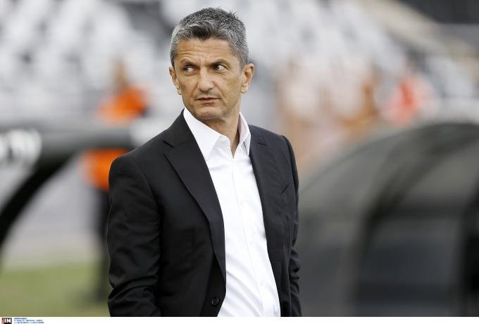 Ραζβάν Λουτσέσκου_4.jpg