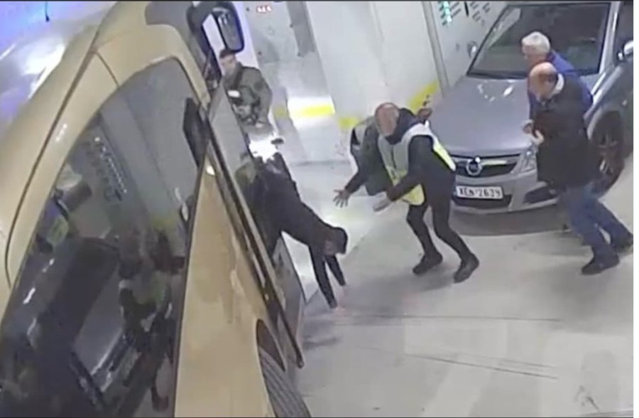 Χωρίς τίτλο.jpg