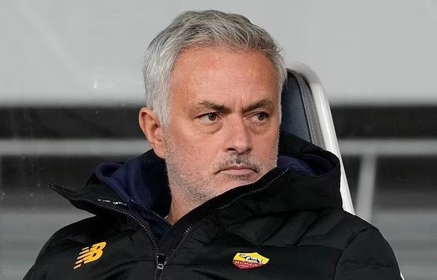 mourinho_114126.jpg
