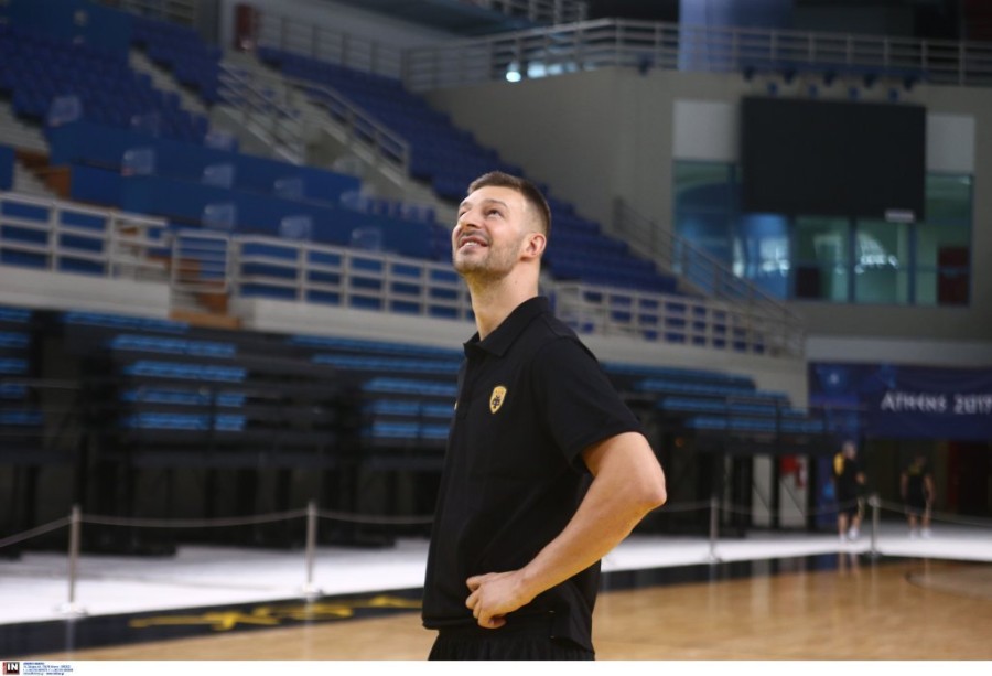 jelovac stevan aek liosia.jpg