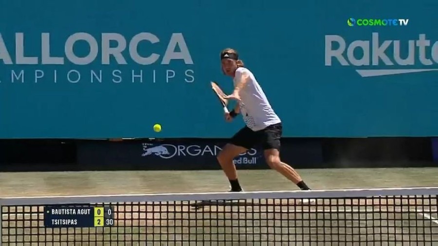 profile_player-960x540 (3)tsitsipas.jpg