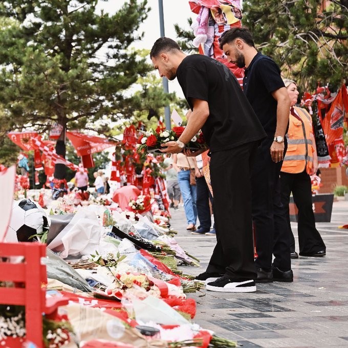 Gv08D5JWQAAnzX4.jfif