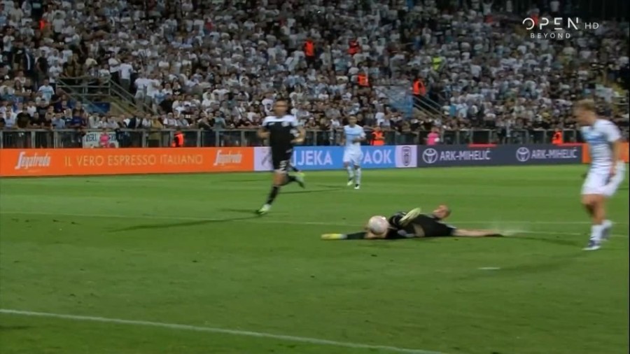 profile_player-960x540 (1).JPG