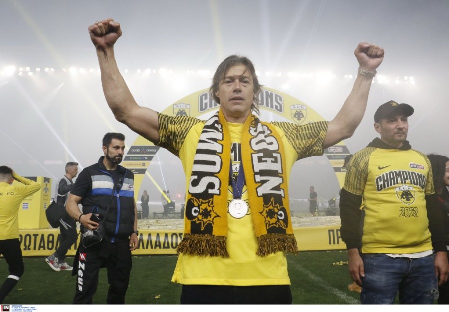 αλμειδα ακης.jpg