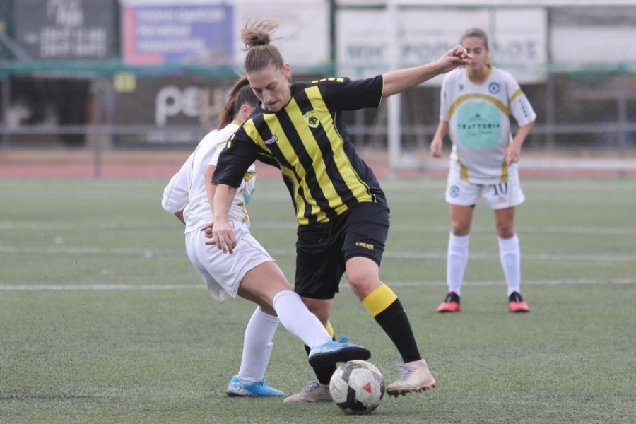peristeri-aek-women-soccer-podosfairo-gynaikes-ddsasaddasas.jpg
