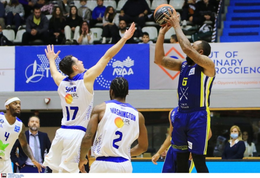 ΛΑΡΙΣΑ ΛΑΥΡΙΟ.jpg