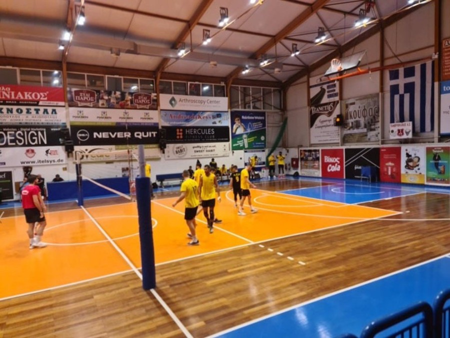 aek-volleyball-men-andres-play1.jpg