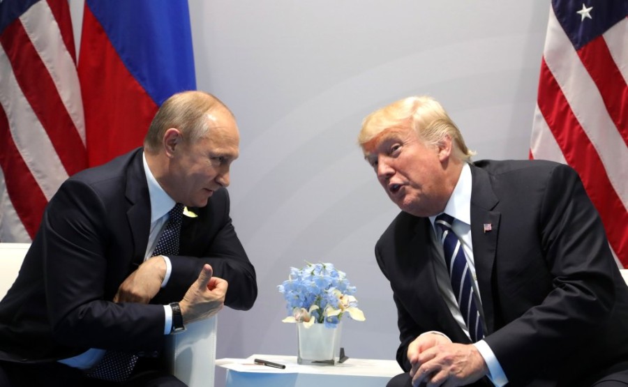 Vladimir_Putin_and_Donald_Trump_at_the_2017_G-20_Hamburg_Summit_(4).jpg
