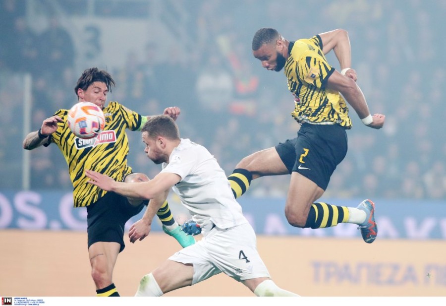 moukoudi goal aek paok.jpg