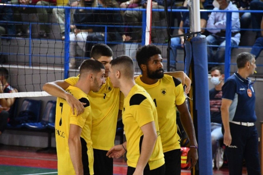 aek-men-volley-volleyball-team-omada-omadiki-12321312312312312-andres-andriko.jpg