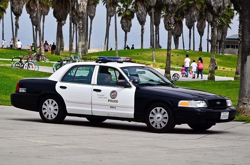 City_of_Los_Angeles_Police_Department_LAPD_(7579971080).jpg